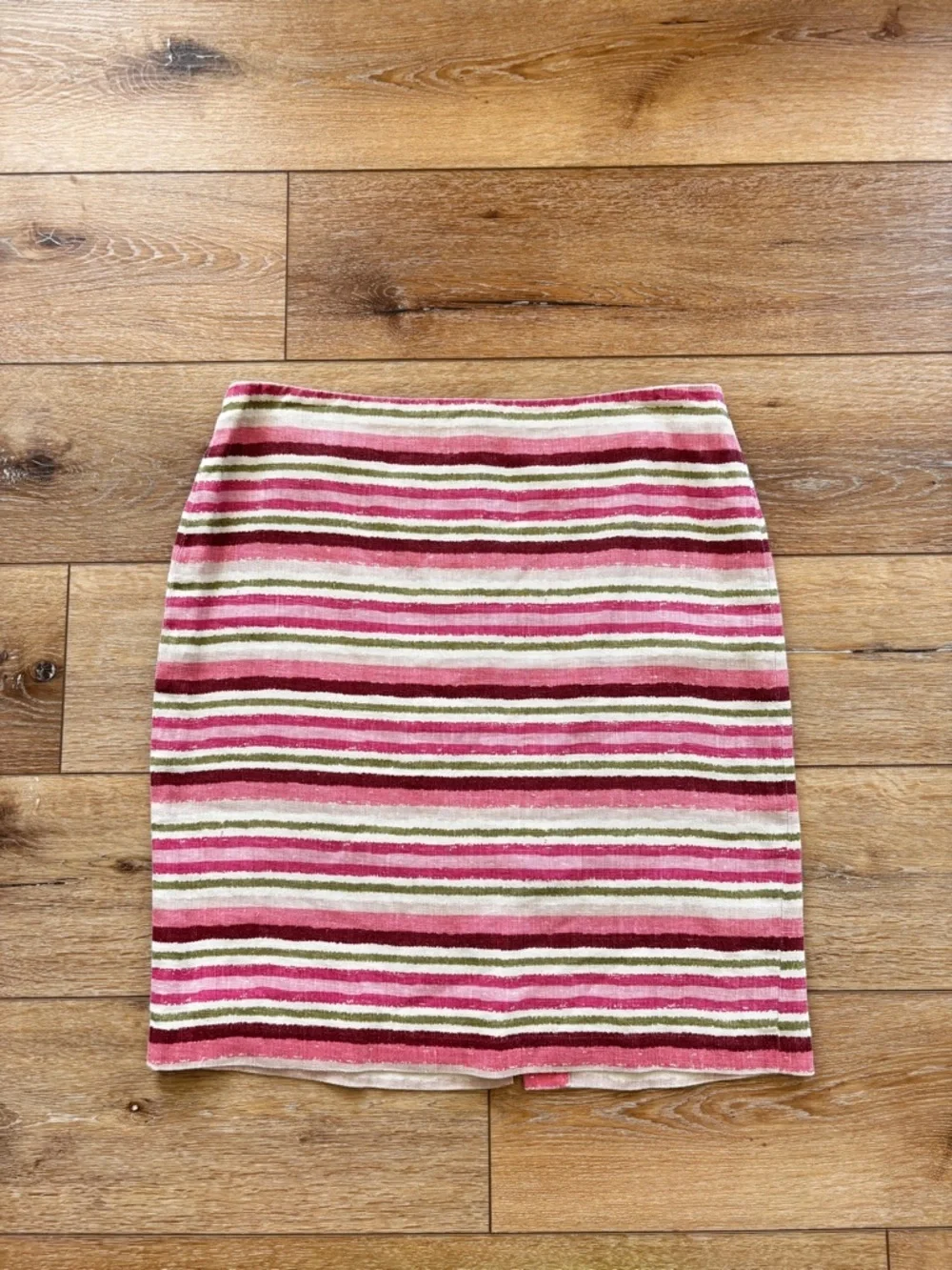 TALBOTS Pencil Skirt Size 12 100% Linen Colorful Striped Fully Lined Preppy